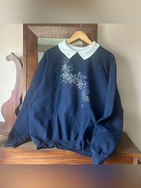 VTG 90s Top Stitch/Morning Sun Navy w/Collar Snowflake Graphic Sweatshirt: 1X